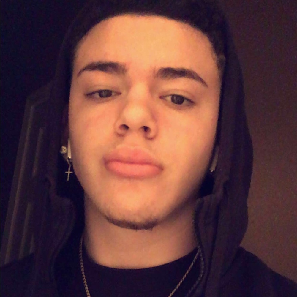 Meet your Posher, Noexis